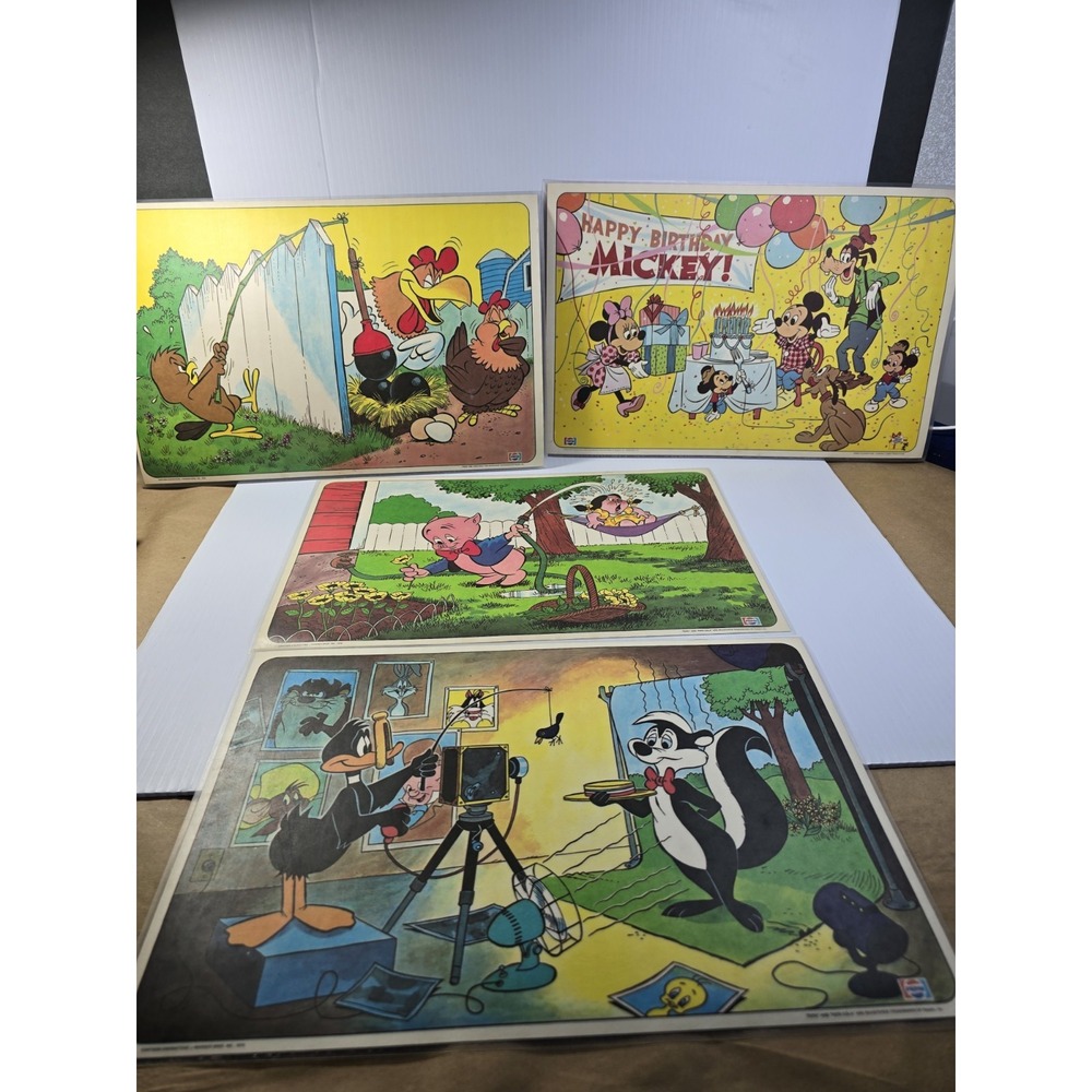 Set‎ Of 4 Vintage PEPSI Looney Toons (3) 1976/Mickey Mouse (1) 1978 Placemats
